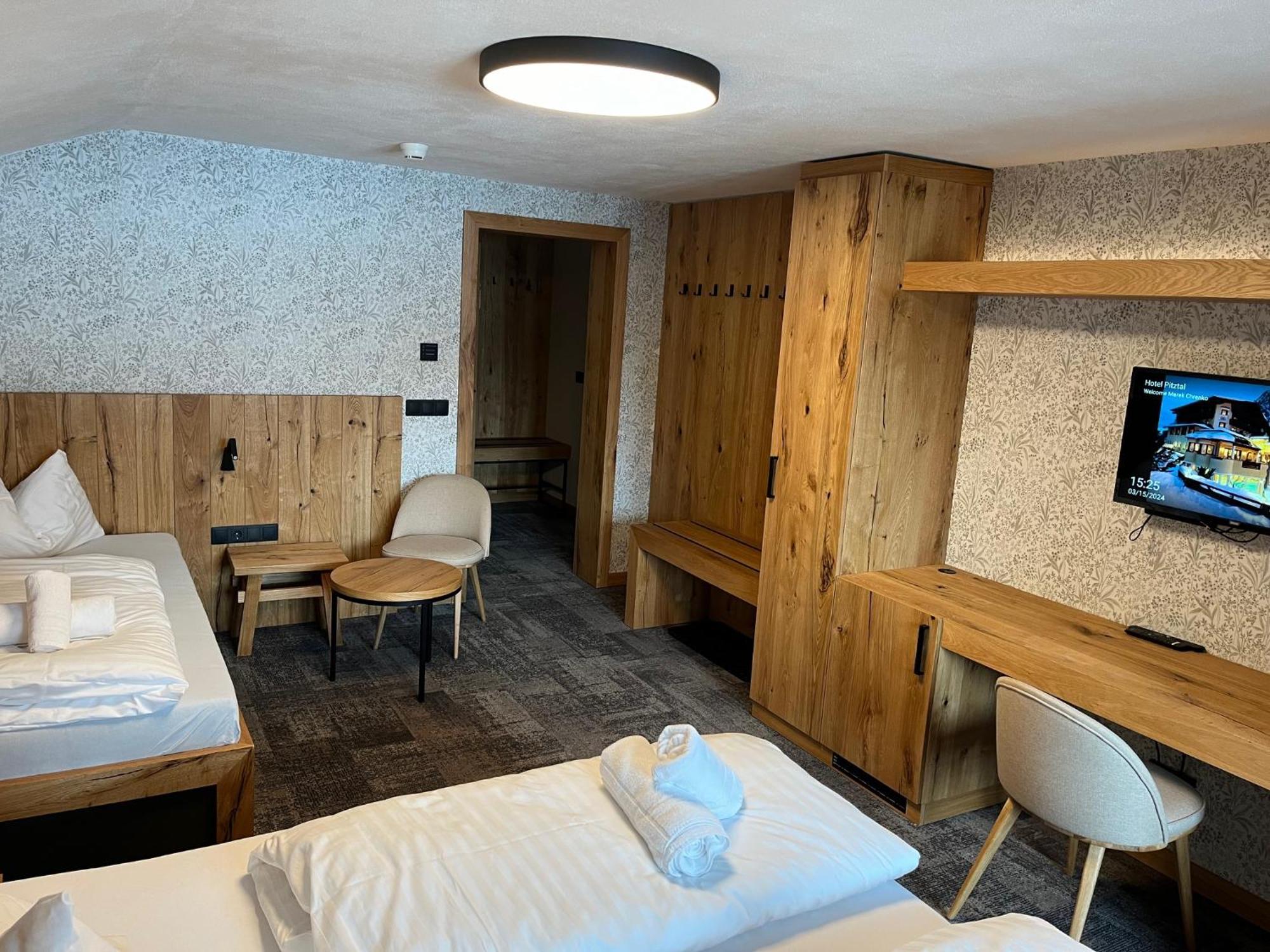 Tieflehner Hof Pitztalhaus Hotel Sankt Leonhard im Pitztal Eksteriør billede