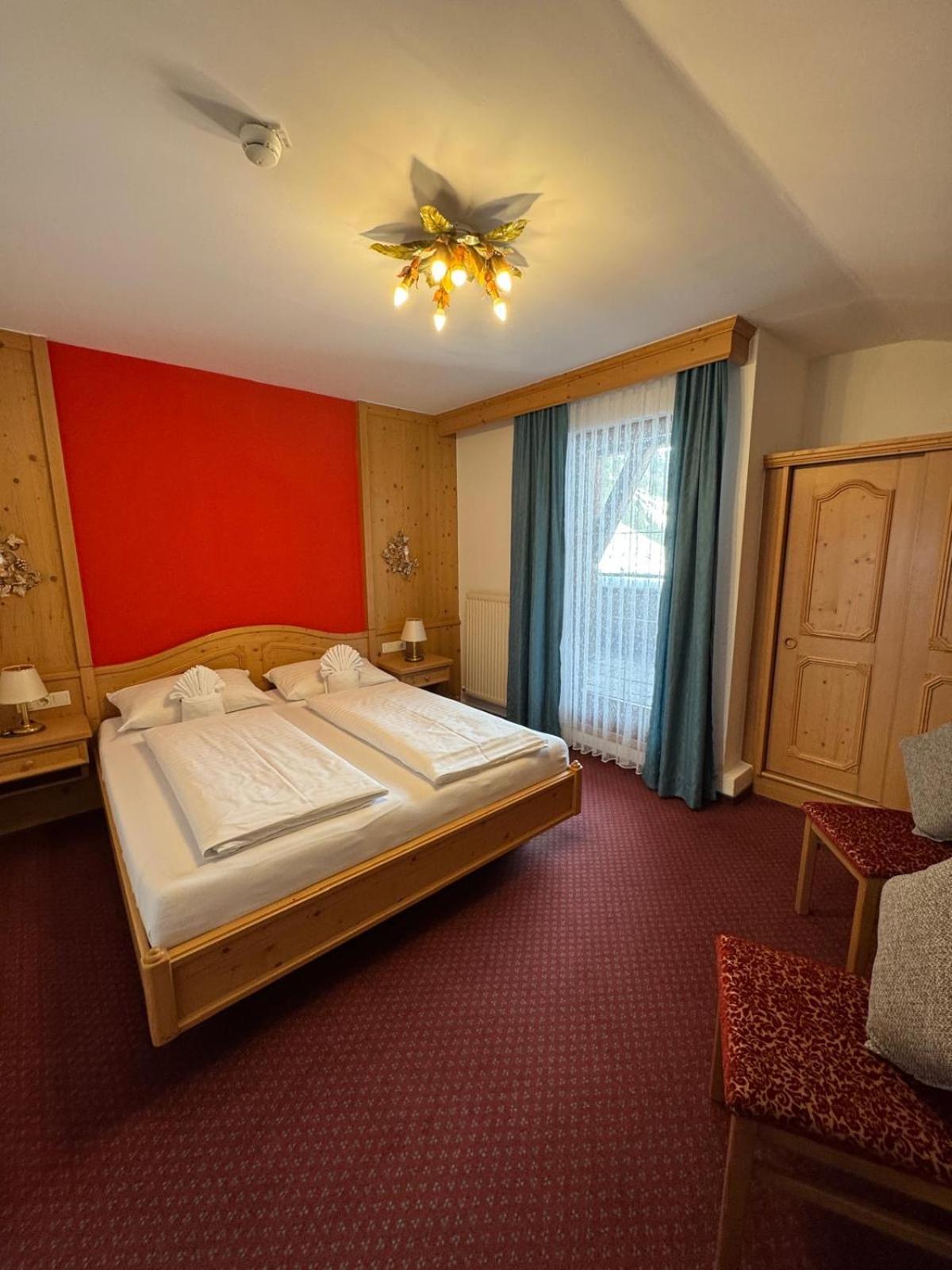 Tieflehner Hof Pitztalhaus Hotel Sankt Leonhard im Pitztal Eksteriør billede