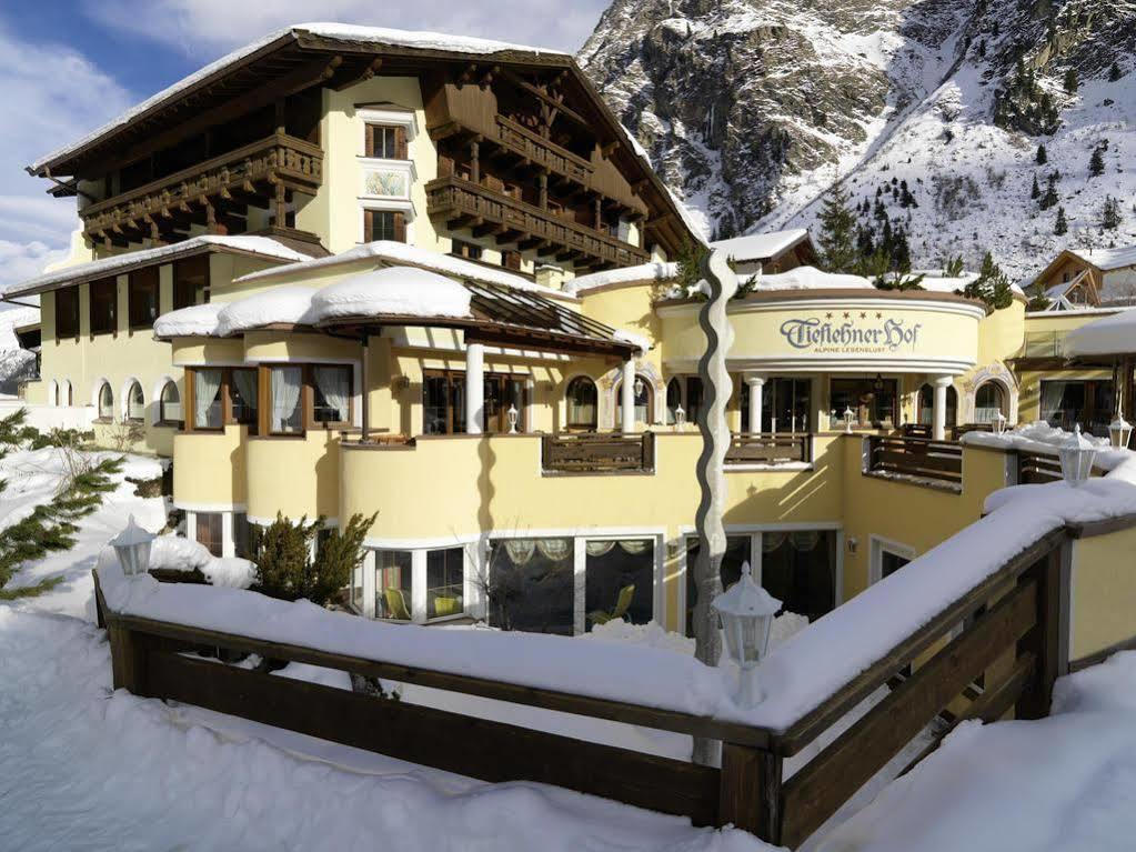 Tieflehner Hof Pitztalhaus Hotel Sankt Leonhard im Pitztal Eksteriør billede